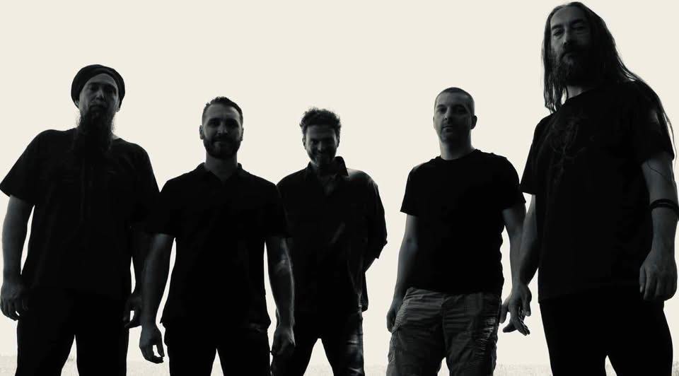 Kint a Bárány - Új klippel megtámogatott dalt hozott ki a zalaszentgróti modern metal zenekar: 'Joker'